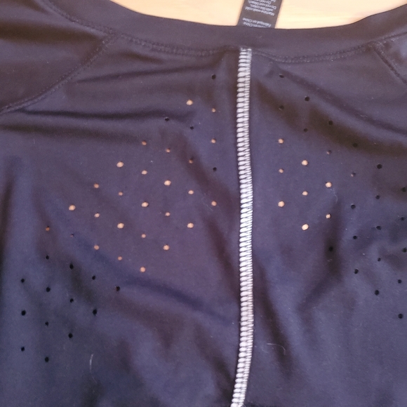 RBX 2x X-dri workout top! - Picture 4 of 6